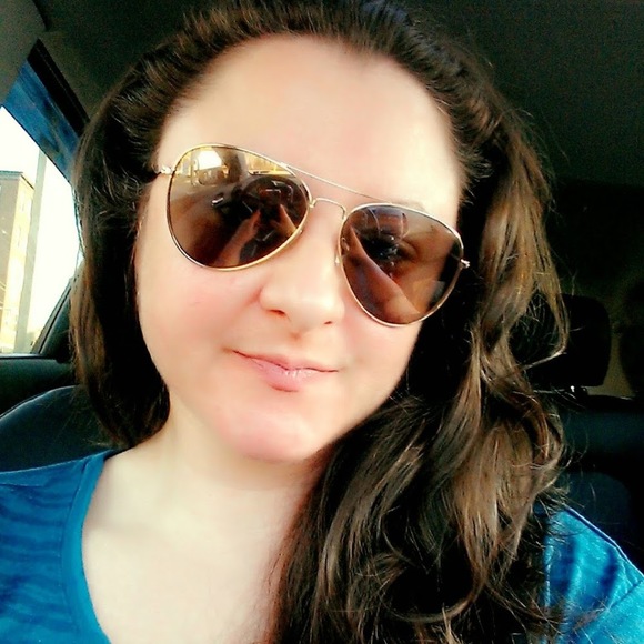 Meet your Posher, Mary ellen - Picture 1 of 1